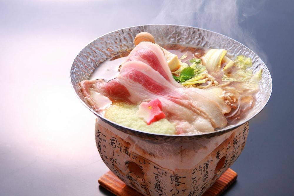 Shinki Hotel Shibukawa Ngoại thất bức ảnh